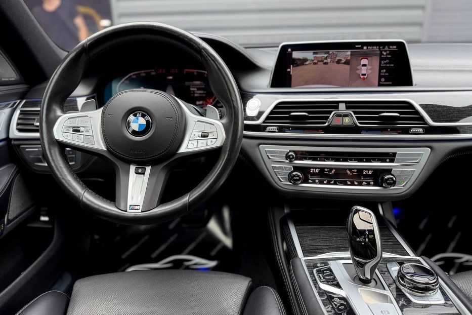 Продам BMW 750 Li M package 2020 года в Киеве