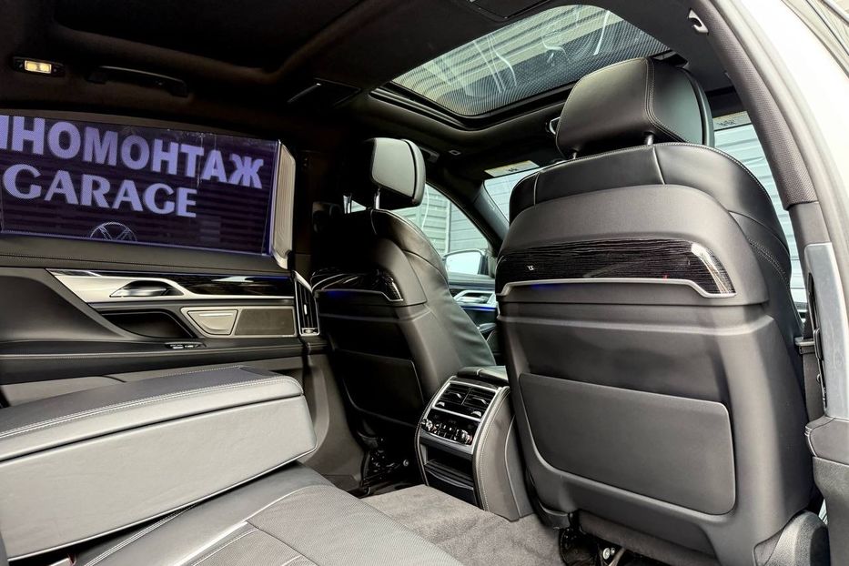 Продам BMW 750 Li M package 2020 года в Киеве