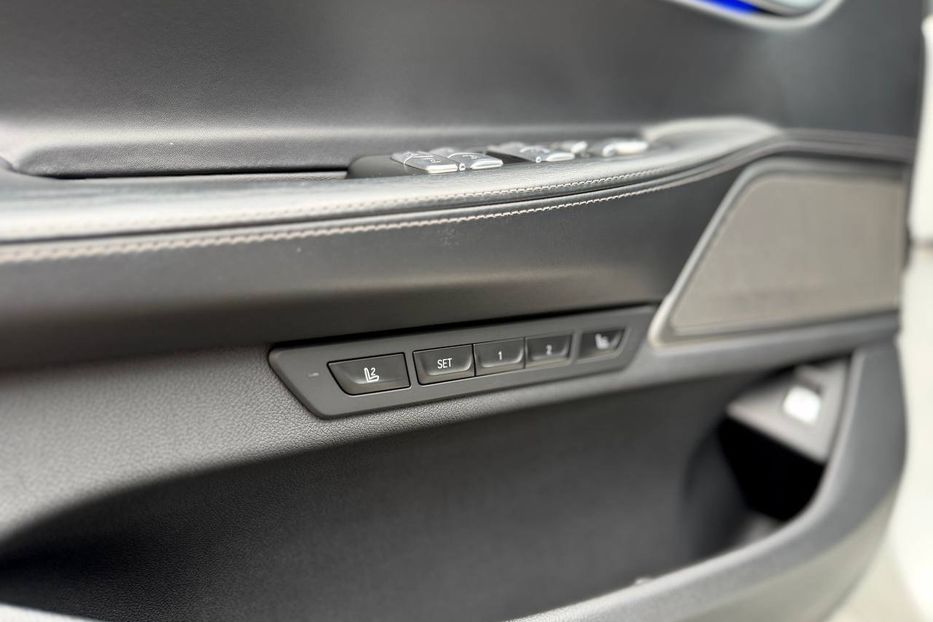 Продам BMW 750 Li M package 2020 года в Киеве
