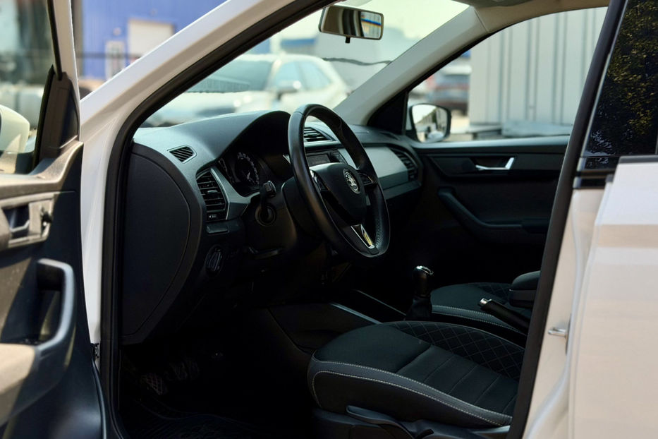 Продам Skoda Fabia 1.0 TSI MT (95 к.с.)  •  Style 2020 года в Киеве