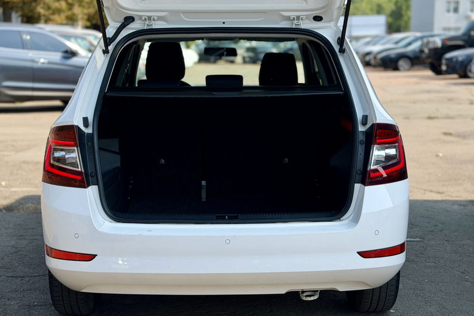 Продам Skoda Fabia 1.0 TSI MT (95 к.с.)  •  Style 2020 года в Киеве