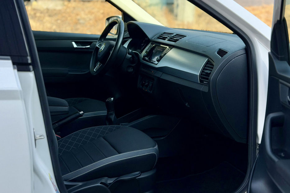 Продам Skoda Fabia 1.0 TSI MT (95 к.с.)  •  Style 2020 года в Киеве