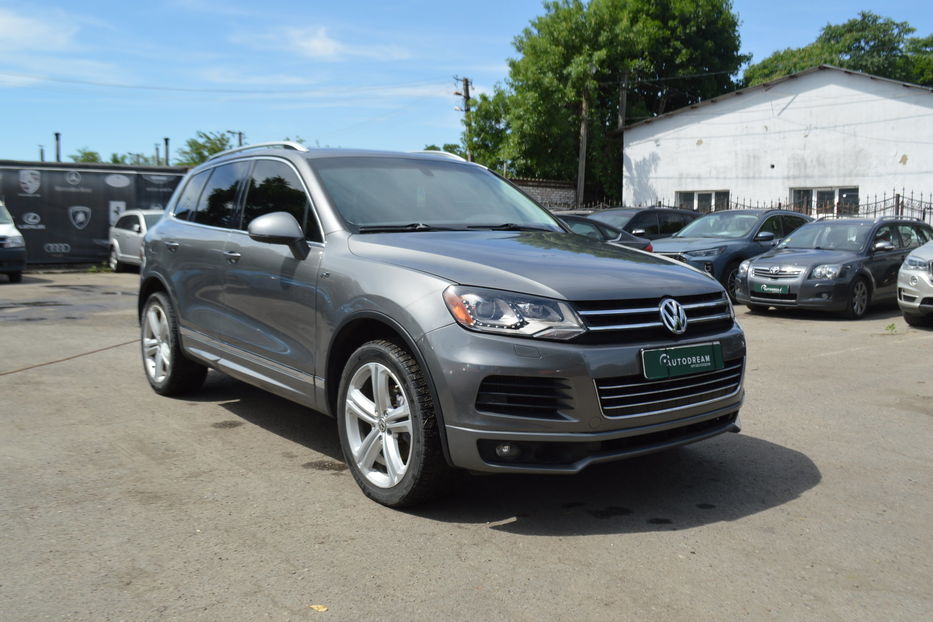 Продам Volkswagen Touareg R-line 3.0 TDI 2013 года в Одессе