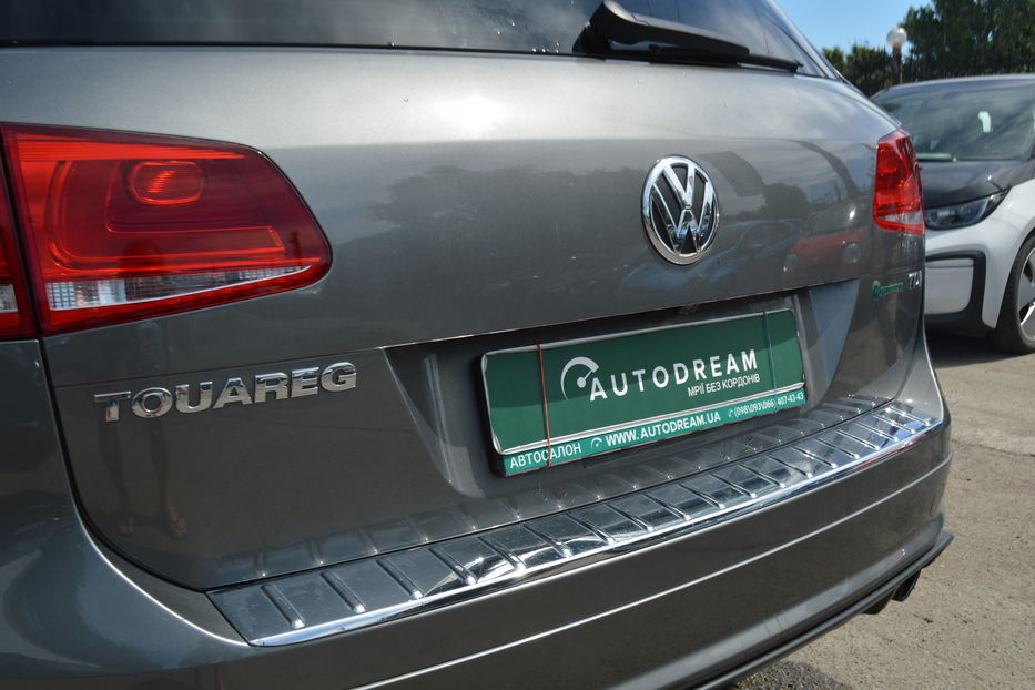 Продам Volkswagen Touareg R-line 3.0 TDI 2013 года в Одессе