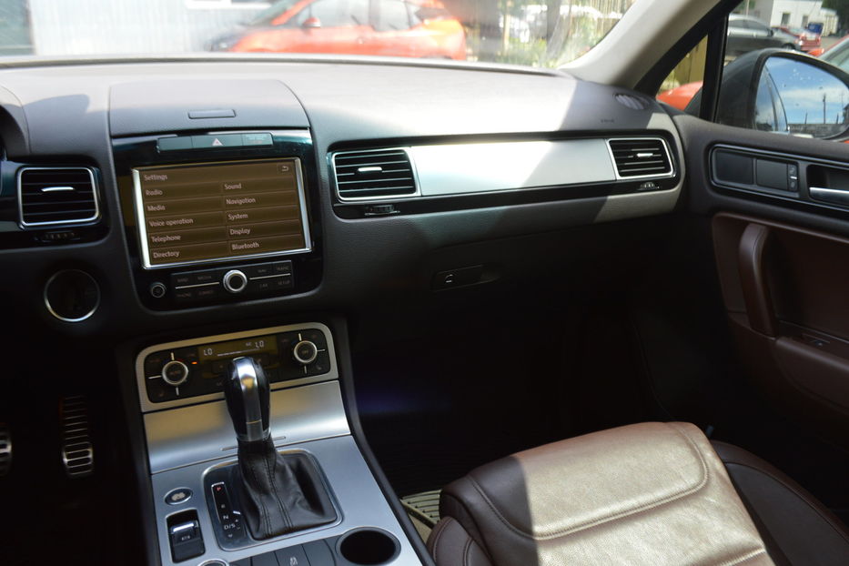 Продам Volkswagen Touareg R-line 3.0 TDI 2013 года в Одессе