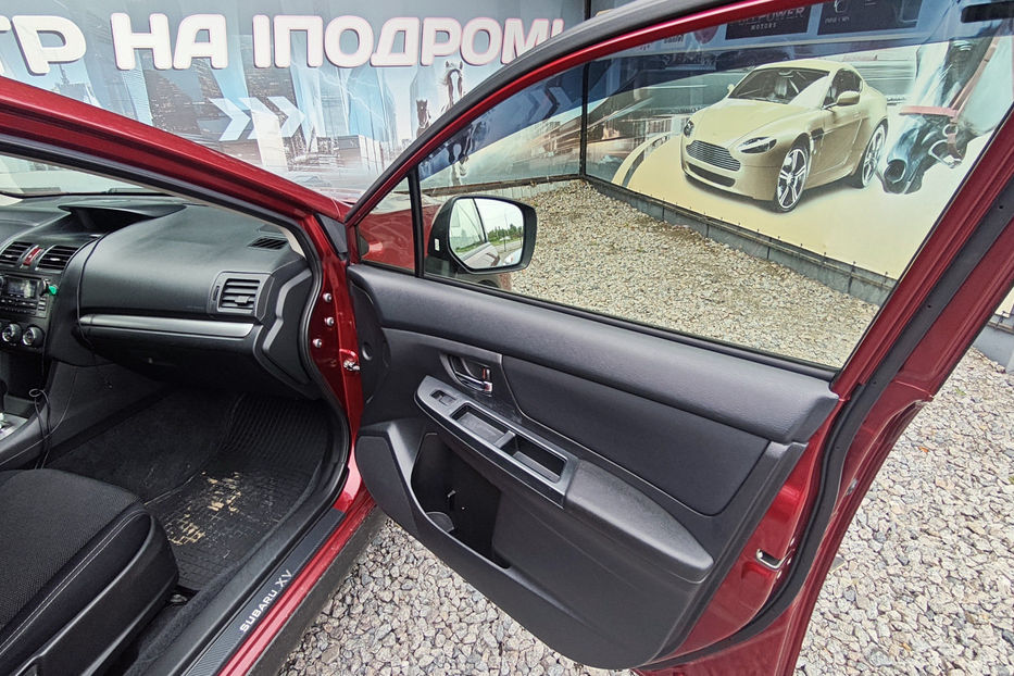 Продам Subaru XV 2.0i CVT (150 к.с.) 2012 года в Киеве
