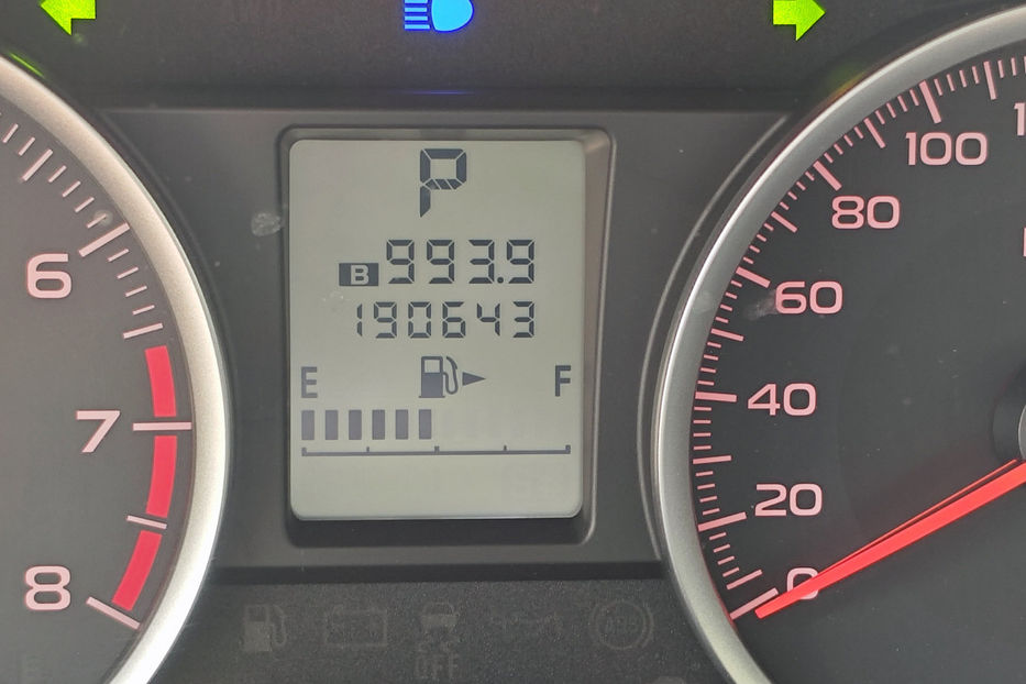 Продам Subaru XV 2.0i CVT (150 к.с.) 2012 года в Киеве