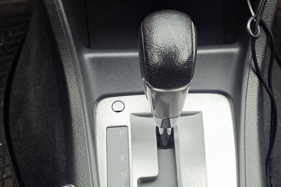 Продам Subaru XV 2.0i CVT (150 к.с.) 2012 года в Киеве