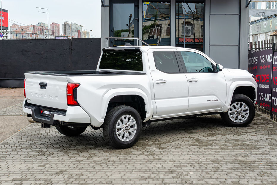 Продам Toyota Tacoma 2.4 AWD 2024 года в Киеве