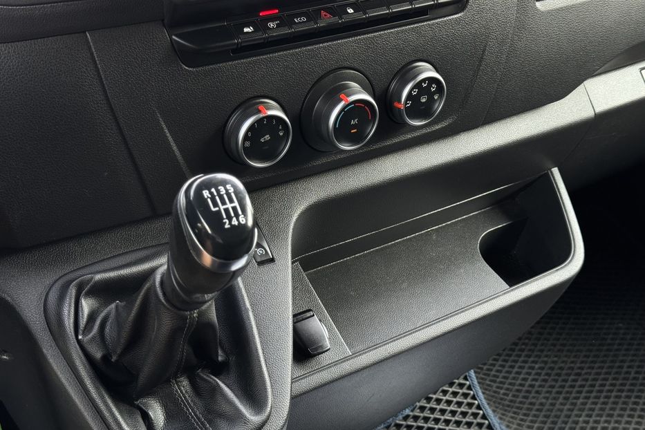 Продам Renault Master груз. COMIS  2019 года в г. Умань, Черкасская область