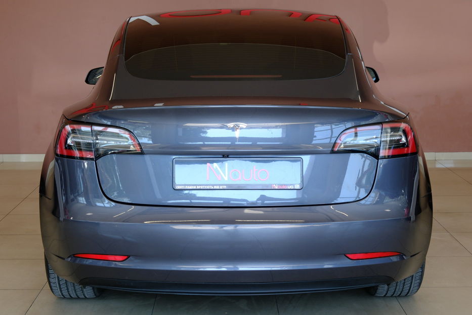 Продам Tesla Model 3 2023 года в Одессе