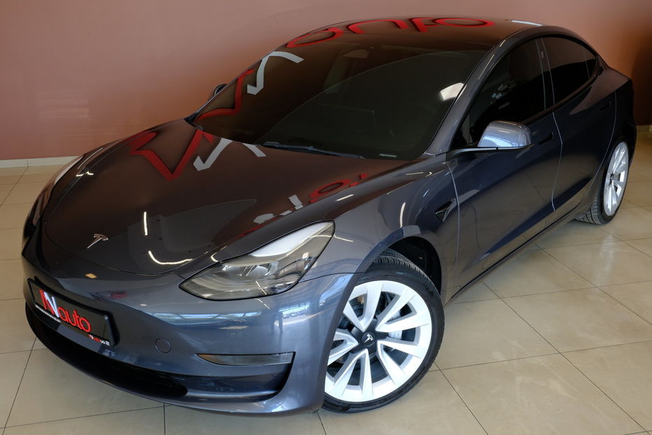 Продам Tesla Model 3 2023 года в Одессе