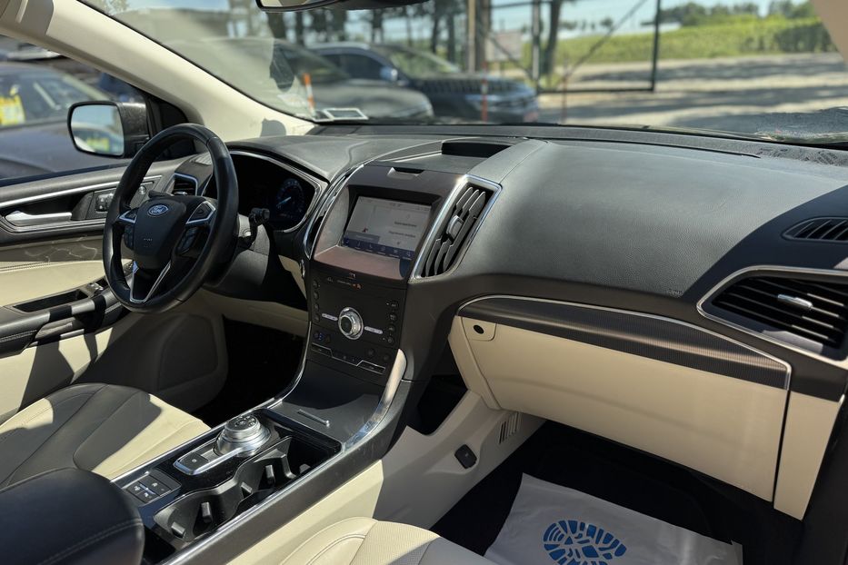 Продам Ford Edge Titanium AWD  COMIS 2020 года в г. Умань, Черкасская область
