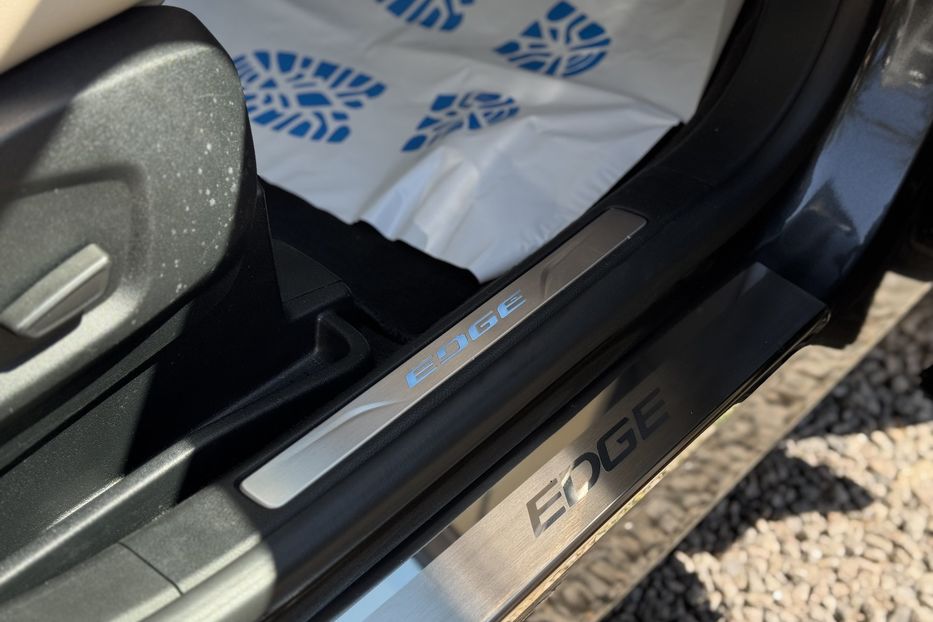 Продам Ford Edge Titanium AWD  COMIS 2020 года в г. Умань, Черкасская область
