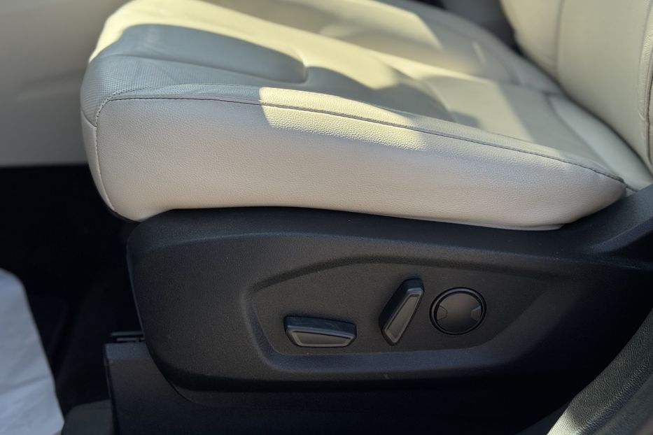 Продам Ford Edge Titanium AWD  COMIS 2020 года в г. Умань, Черкасская область