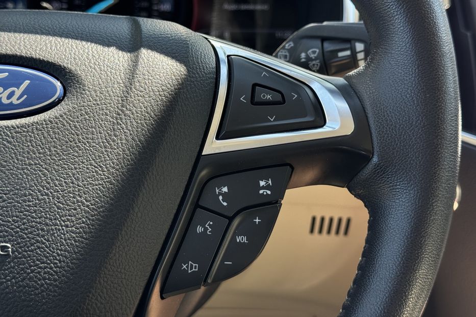 Продам Ford Edge Titanium AWD  COMIS 2020 года в г. Умань, Черкасская область