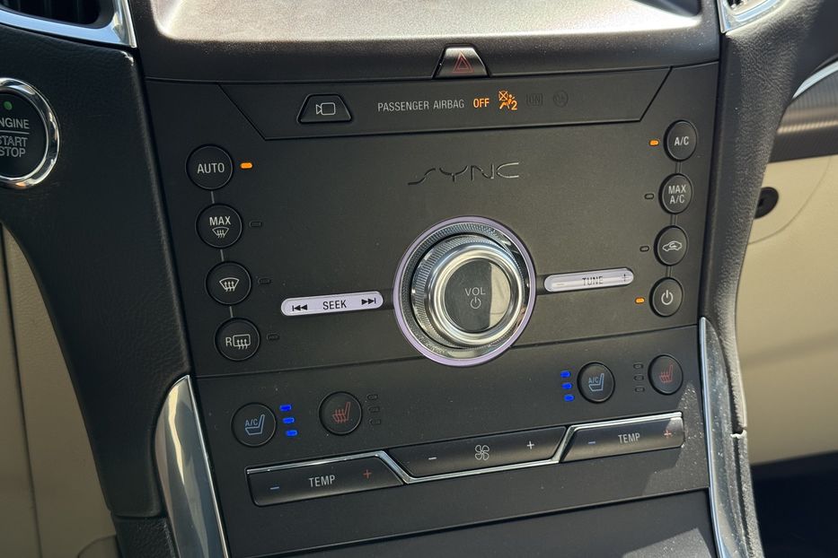 Продам Ford Edge Titanium AWD  COMIS 2020 года в г. Умань, Черкасская область