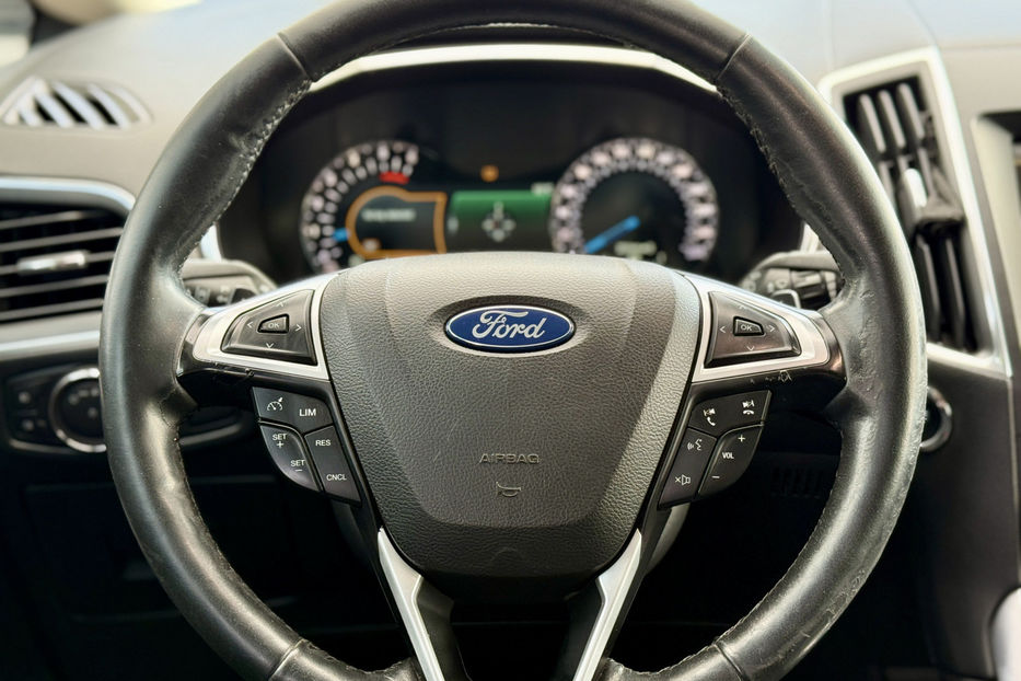 Продам Ford S-Max 2.0 TDCi AТ (180 к.с.)  2015 года в Киеве