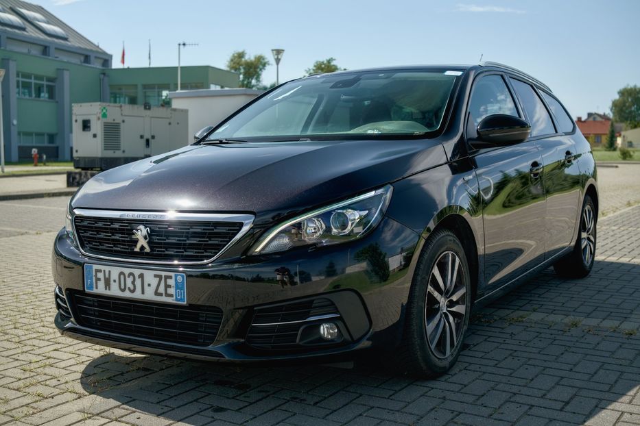Продам Peugeot 308 2021 года в Львове