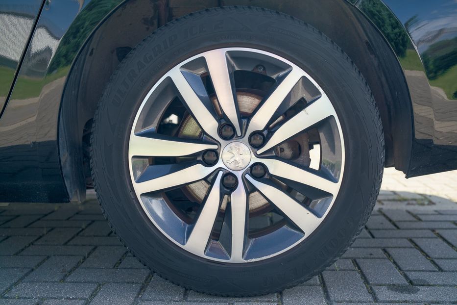 Продам Peugeot 308 2021 года в Львове