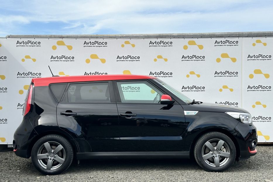 Продам Kia Soul 27 квт 2016 года в Луцке