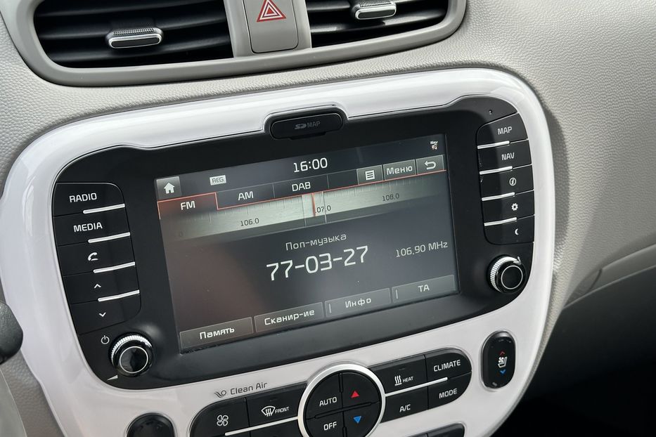 Продам Kia Soul 27 квт 2016 года в Луцке