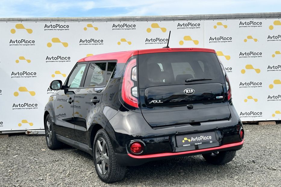 Продам Kia Soul 27 квт 2016 года в Луцке