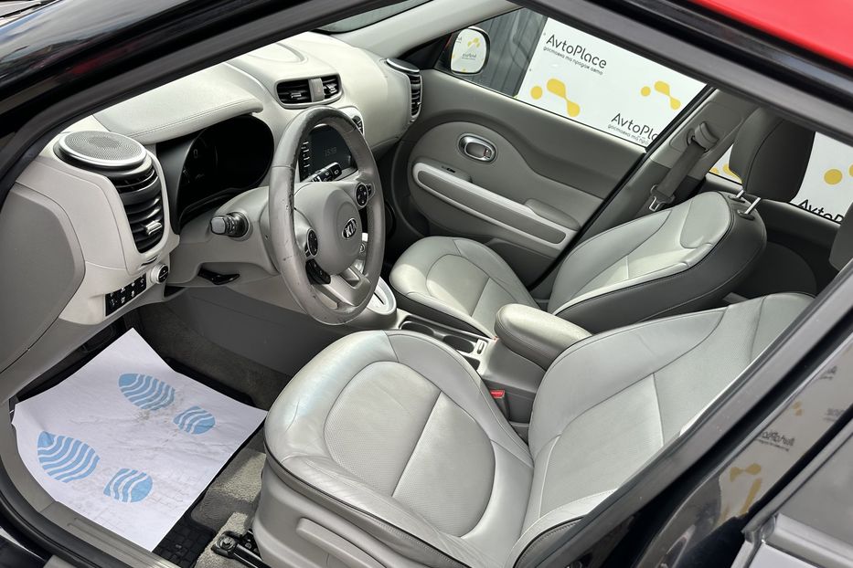 Продам Kia Soul 27 квт 2016 года в Луцке