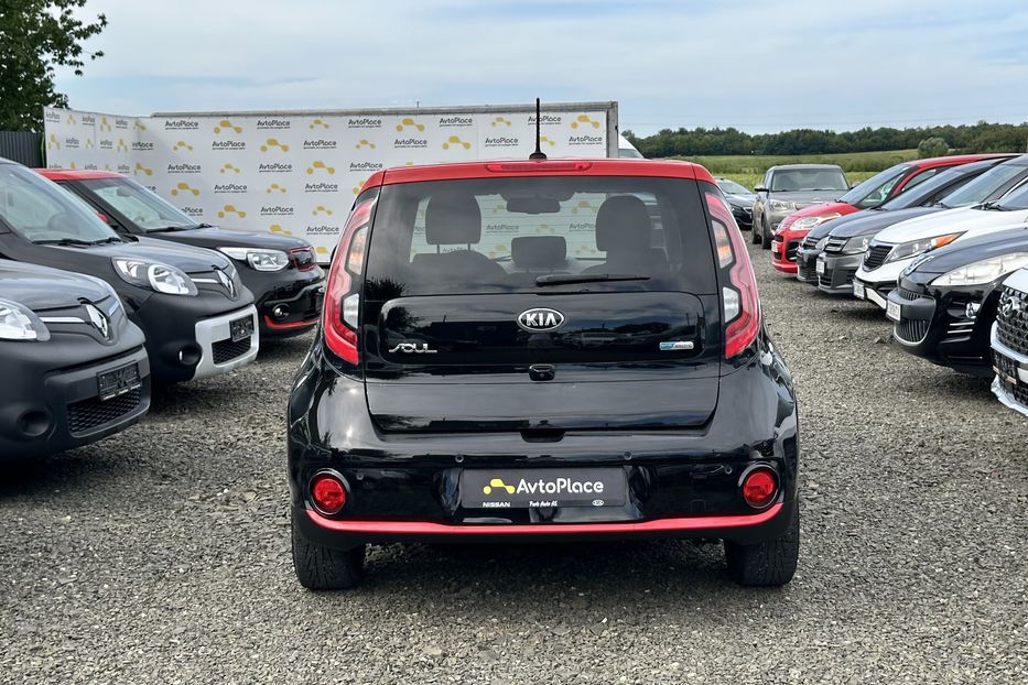Продам Kia Soul 27 квт 2016 года в Луцке