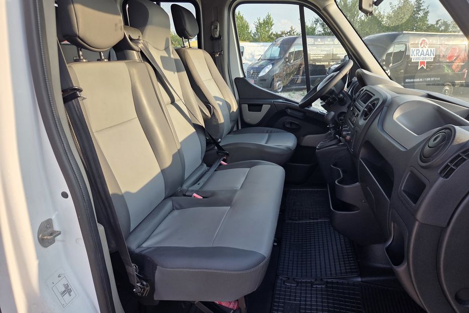 Продам Renault Master груз. 2016 года в Львове