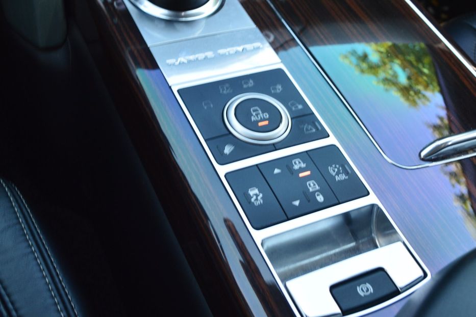 Продам Land Rover Range Rover 2013 года в Одессе