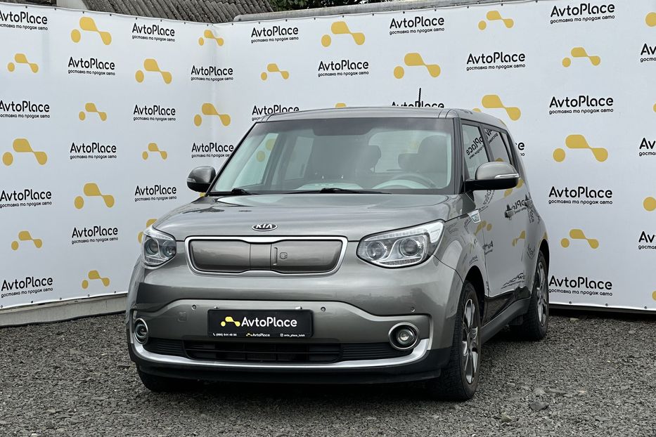 Продам Kia Soul 27 квт 2015 года в Луцке