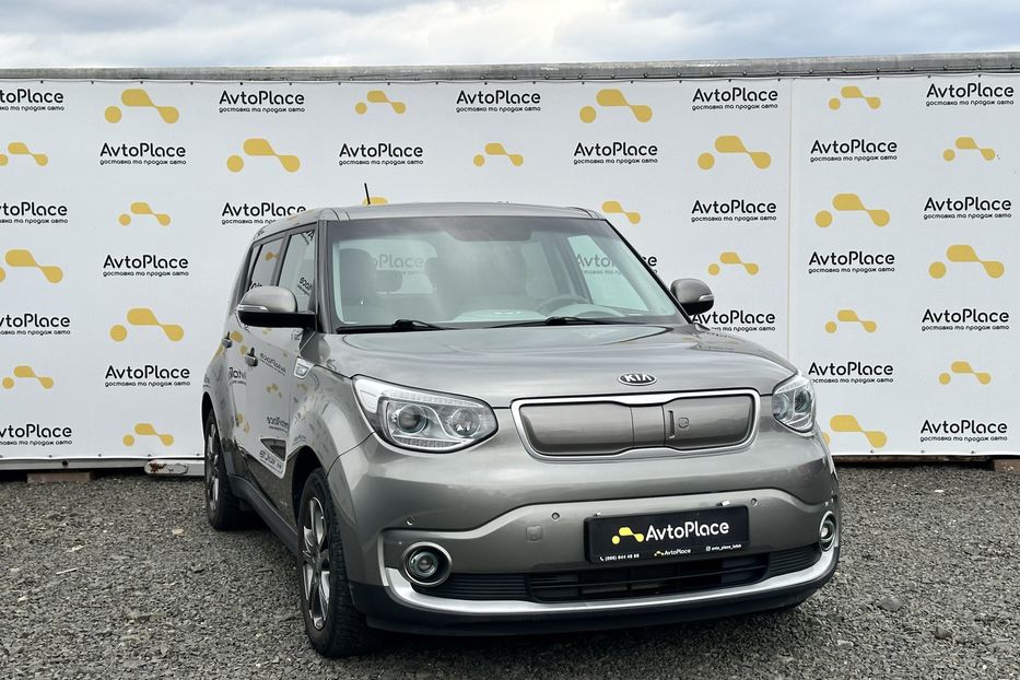 Продам Kia Soul 27 квт 2015 года в Луцке