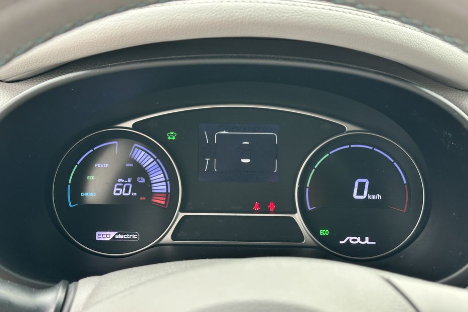 Продам Kia Soul 27 квт 2015 года в Луцке