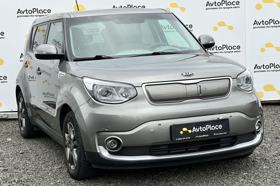 Продам Kia Soul 27 квт 2015 года в Луцке