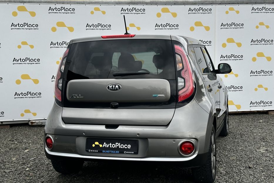 Продам Kia Soul 27 квт 2015 года в Луцке
