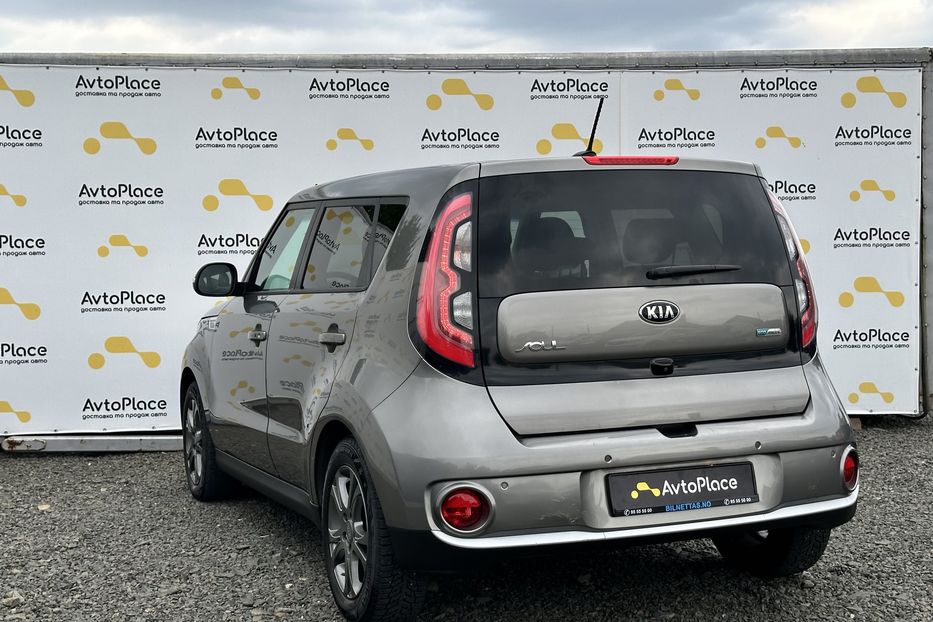 Продам Kia Soul 27 квт 2015 года в Луцке