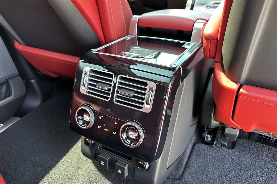 Продам Land Rover Range Rover Long Autobiography 2020 года в Киеве