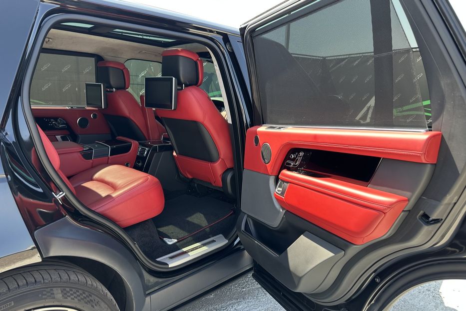 Продам Land Rover Range Rover Long Autobiography 2020 года в Киеве