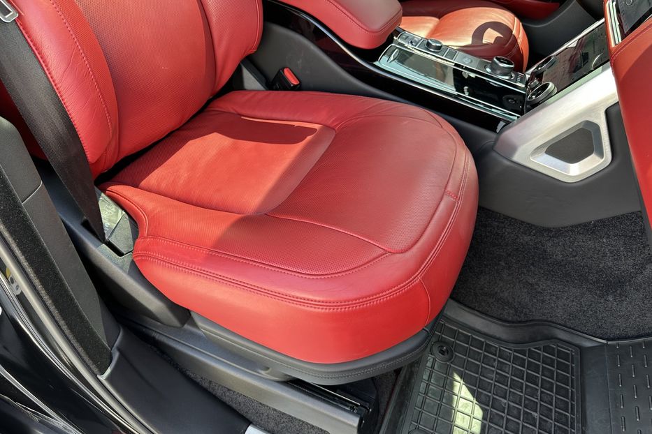 Продам Land Rover Range Rover Long Autobiography 2020 года в Киеве