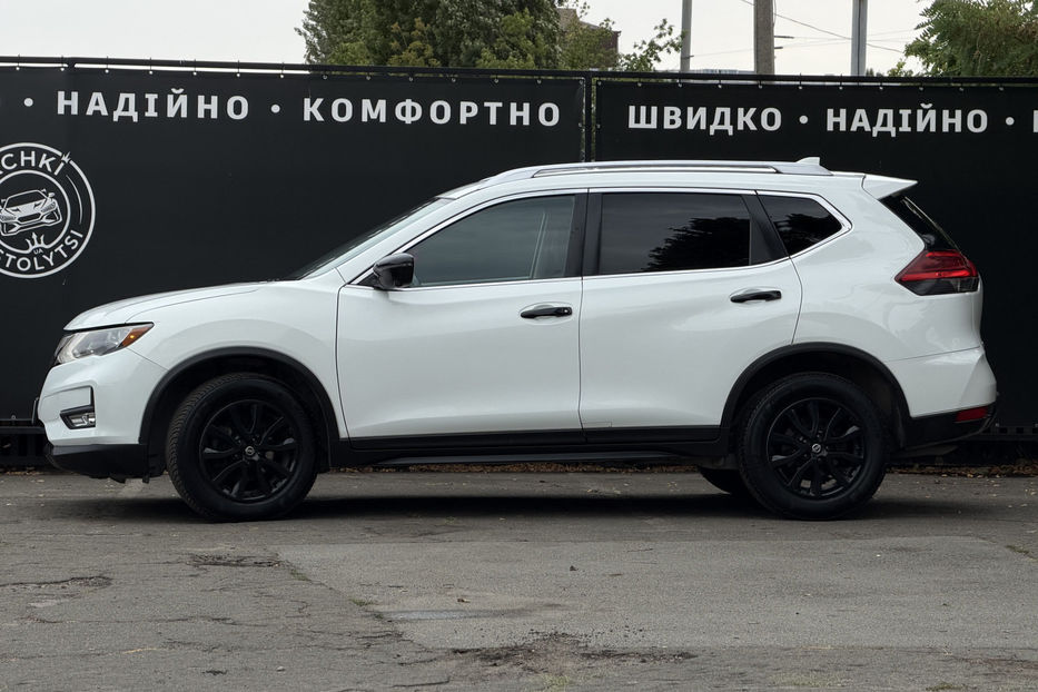 Продам Nissan Rogue 2.5 CVT (170 к.с.) 4WD  •  SV 2017 года в Киеве