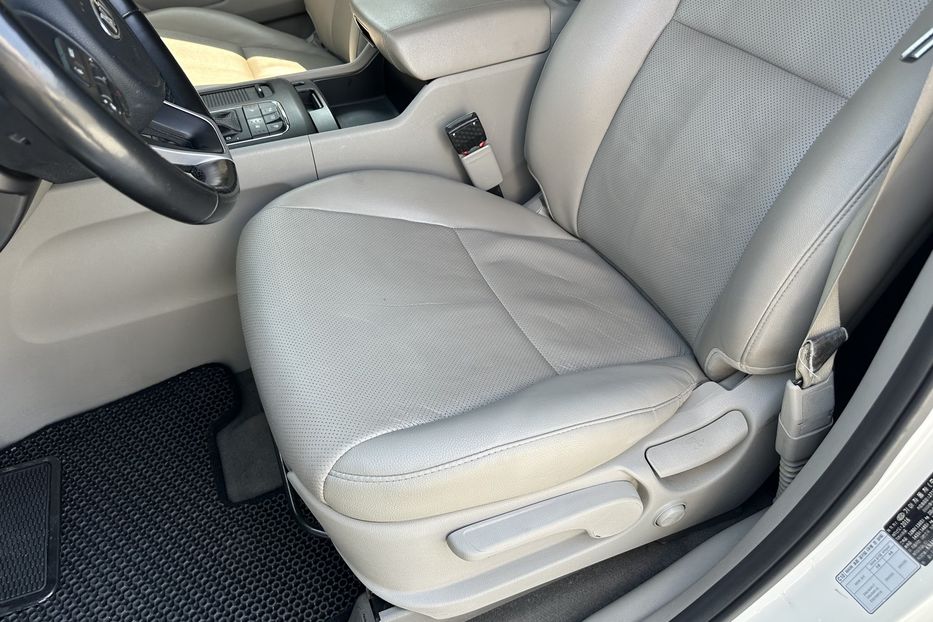 Продам Kia Carnival 2.2diesel 2016 года в Киеве