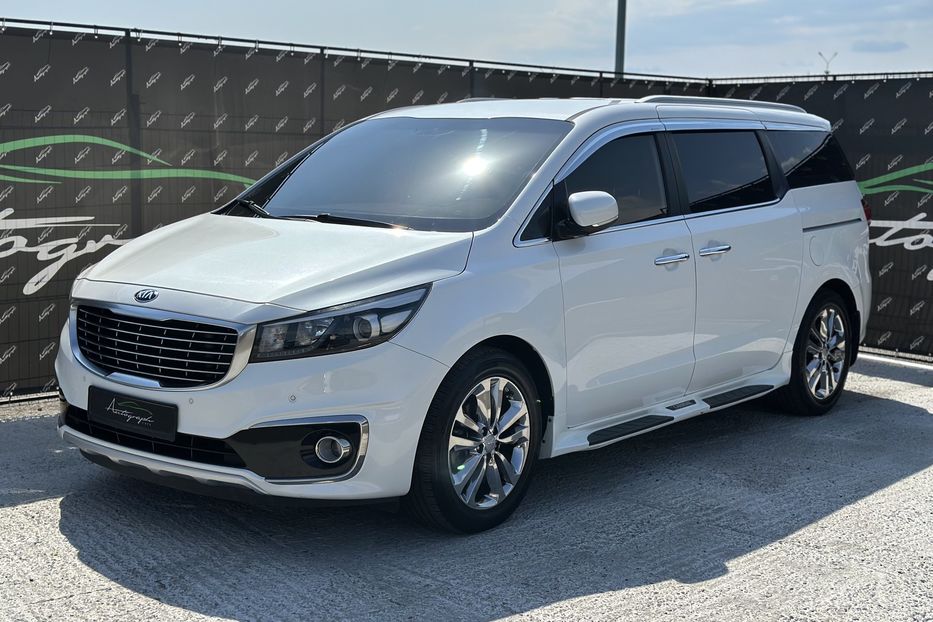 Продам Kia Carnival 2.2diesel 2016 года в Киеве