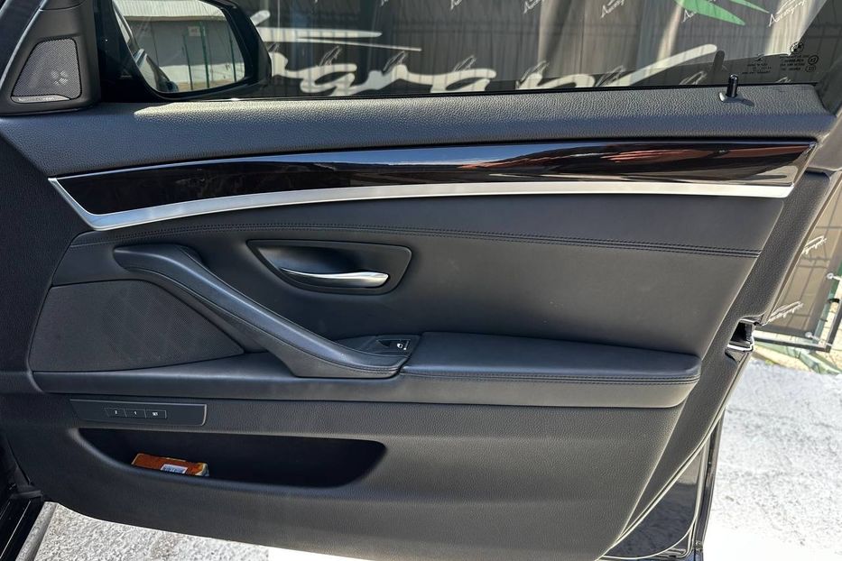 Продам BMW 535 M paket 2015 года в Киеве