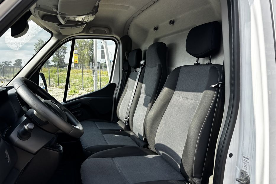 Продам Renault Master груз. 2021 года в Львове