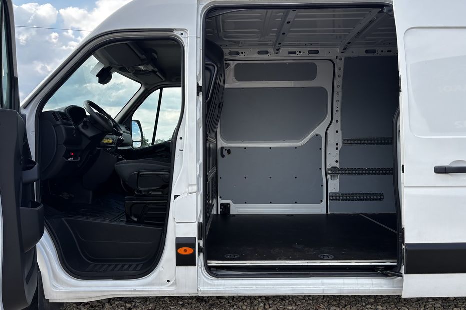 Продам Renault Master груз. 2021 года в Львове