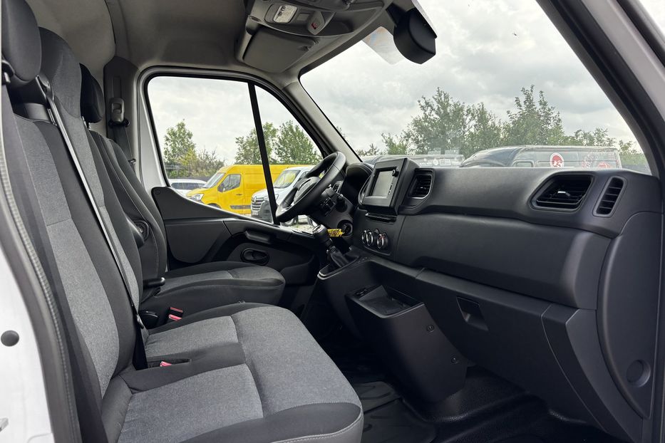 Продам Renault Master груз. 2021 года в Львове