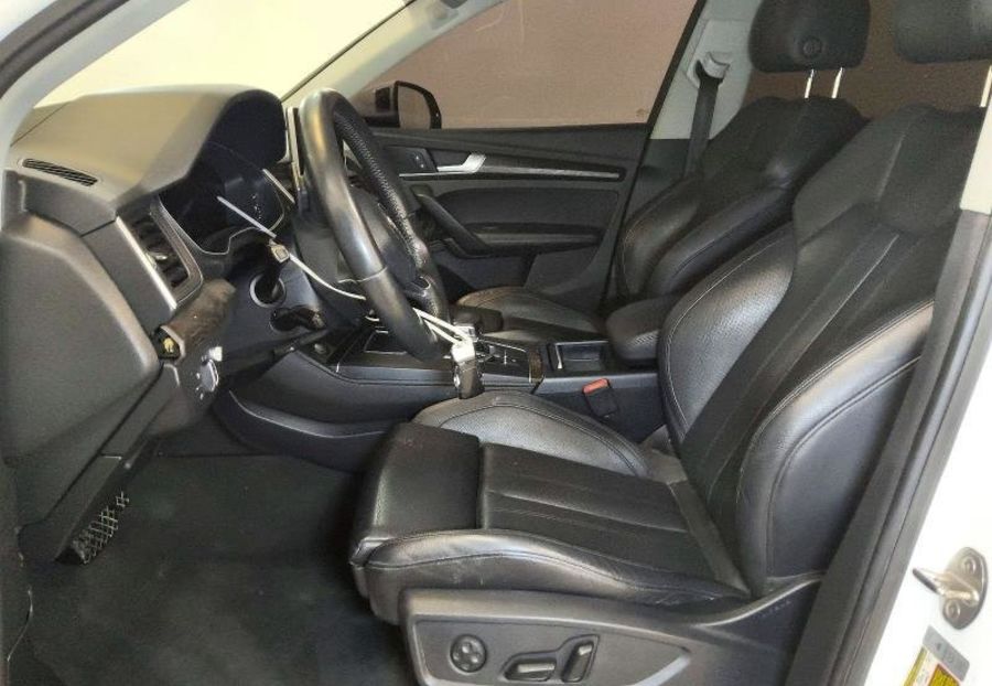 Продам Audi Q5 Prestige  0217 2018 года в Львове