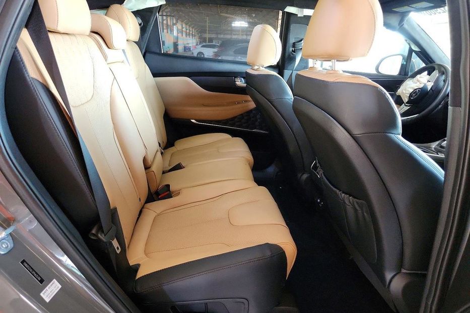 Продам Hyundai Santa FE  Calligraphy 5784 2023 года в Львове