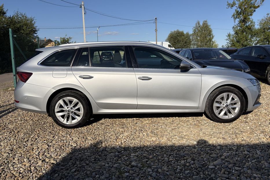 Продам Skoda Octavia А8 2.0 TDI 150к. FULL LED 2022 года в Львове